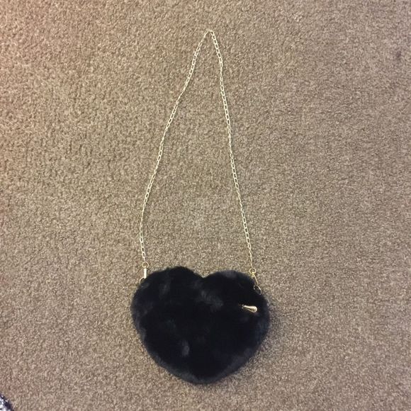 Black Fluffy Heart Purse - Picture 3 of 7